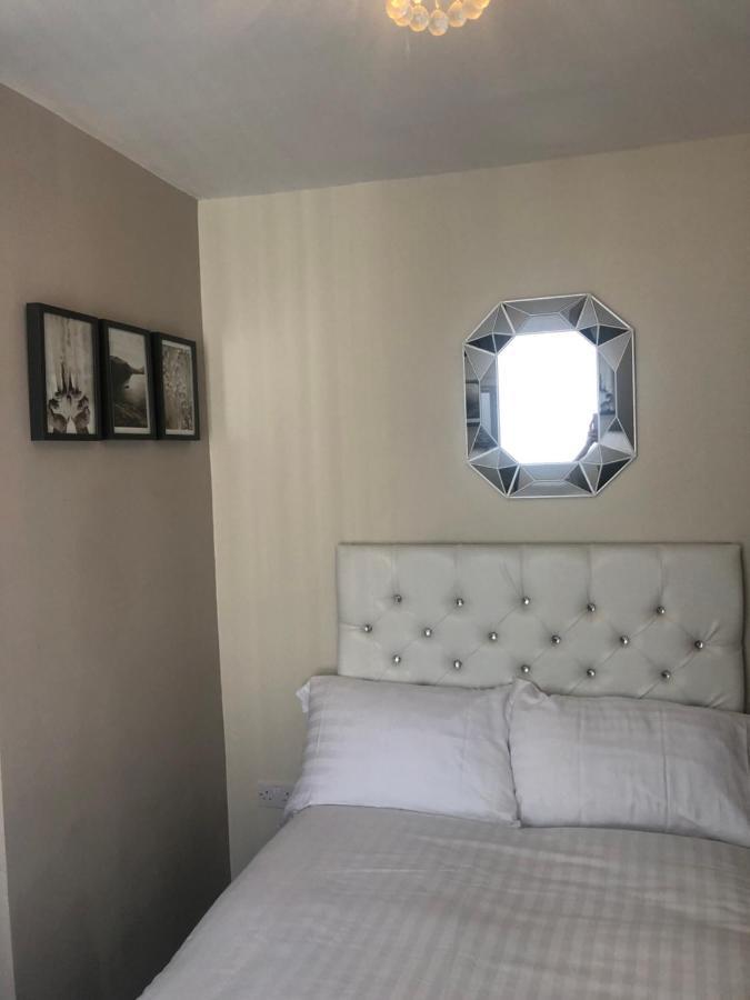 3 Double Bed Brittania Styled Central Home Near Lfc Sleeps 6 With Free Business Super Fast Fibre Broadband Liverpool Ngoại thất bức ảnh