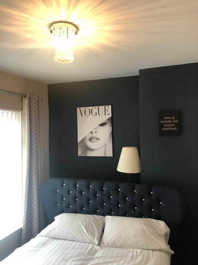 3 Double Bed Brittania Styled Central Home Near Lfc Sleeps 6 With Free Business Super Fast Fibre Broadband Liverpool Ngoại thất bức ảnh